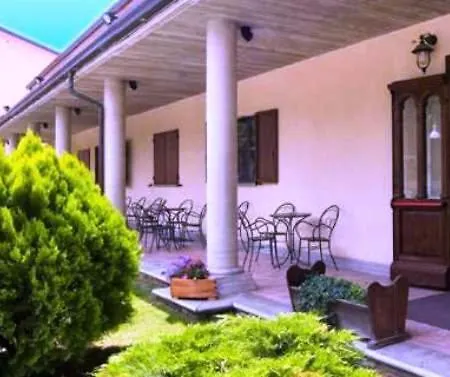 Dominus Hotel 3*